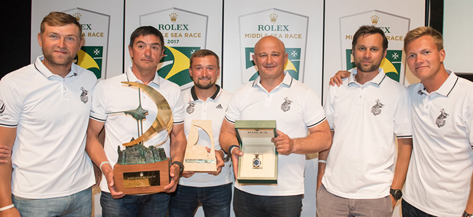 Победители 38-ой регаты Rolex Middle Sea Race – команда экипажа «Богатырь» Победители 38-ой регаты Rolex Middle Sea Race – команда экипажа «Богатырь»